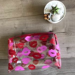 Dash makeup travel bag